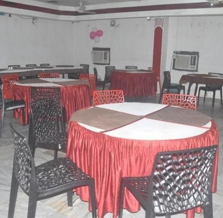 Hotel Amit Inn Patna  Esterno foto